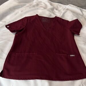 Figs Burgundy casma scrub top